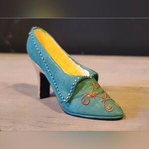 Victorian Style Miniature Green Decorative High Heel Shoe Collectible